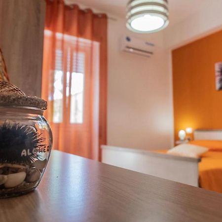 Boss Guest House Алгеро Екстериор снимка